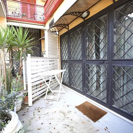 아파트 Gaia House 그로타페라타